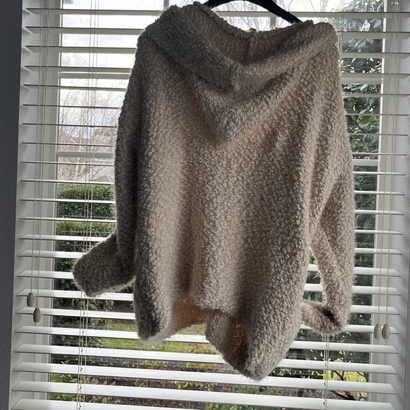 NWOT Knitted sweater with pockets - Picture 6 of 10